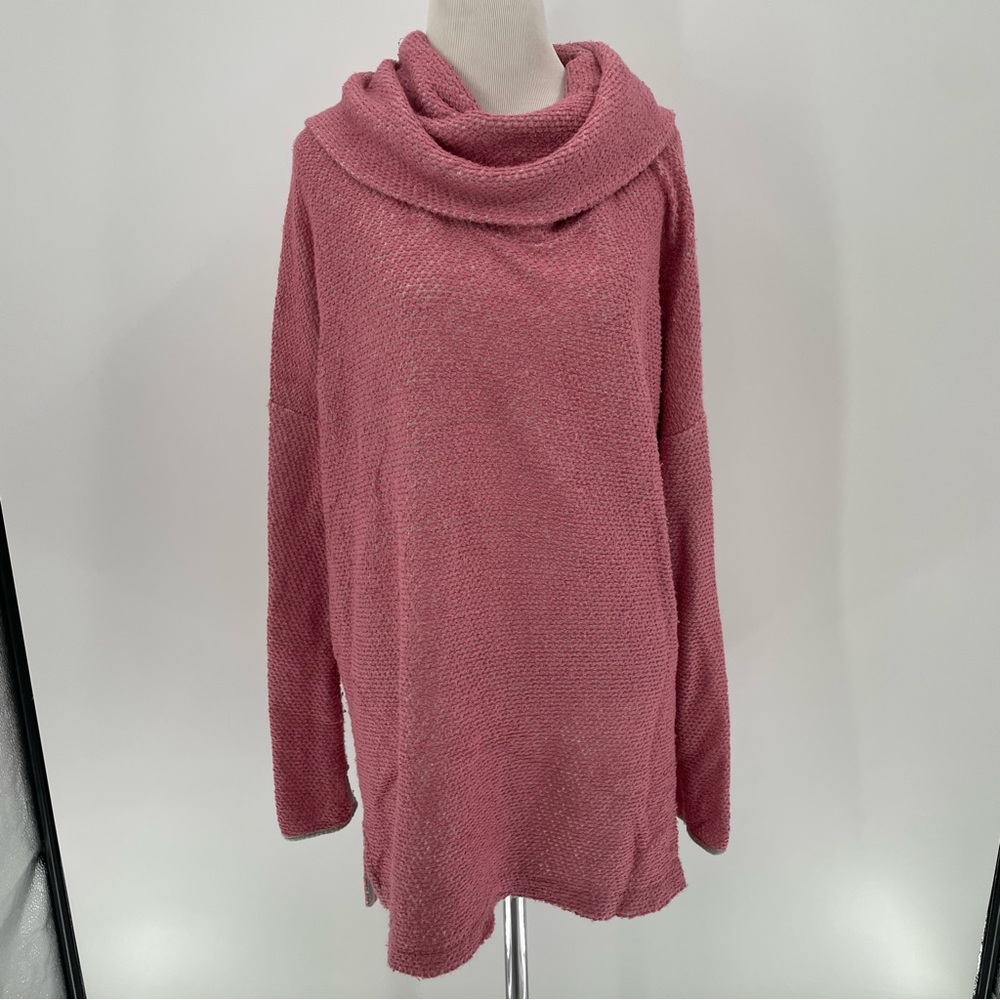 Jadelynn Brooke Woman’s Pink Sweater
